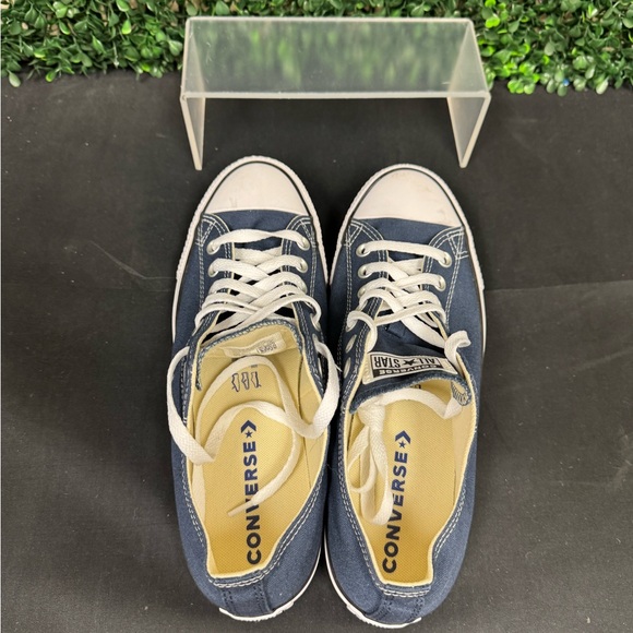 Converse Chuck Taylor All Star Low-Top Sneaker - M9/W11 - Picture 6 of 8